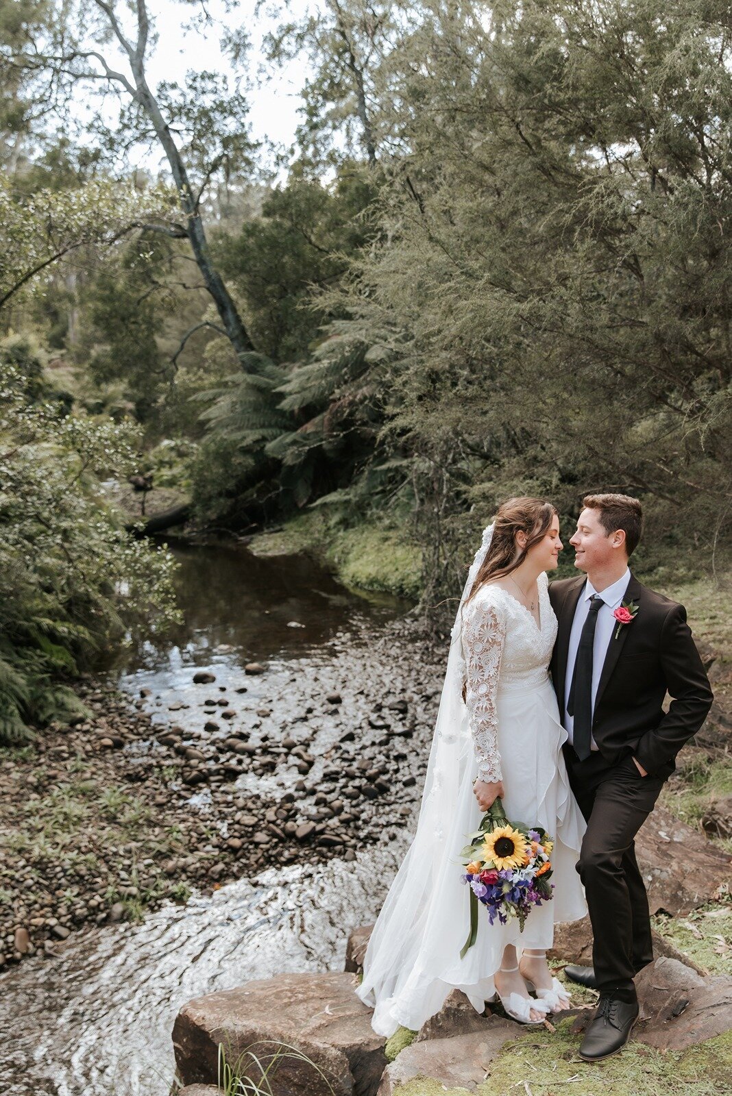 Elope-micro-wedding-elopement-yarra-valley-Healesville-Sanctuary27