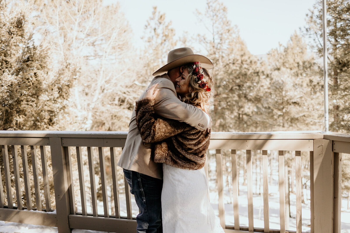 groom seeing bride for the first time