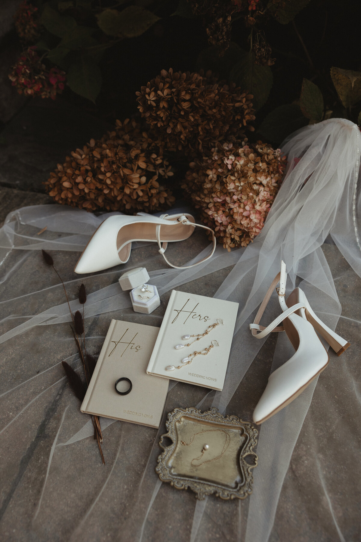 danielleandhunter_emilyarwinephotography-1037