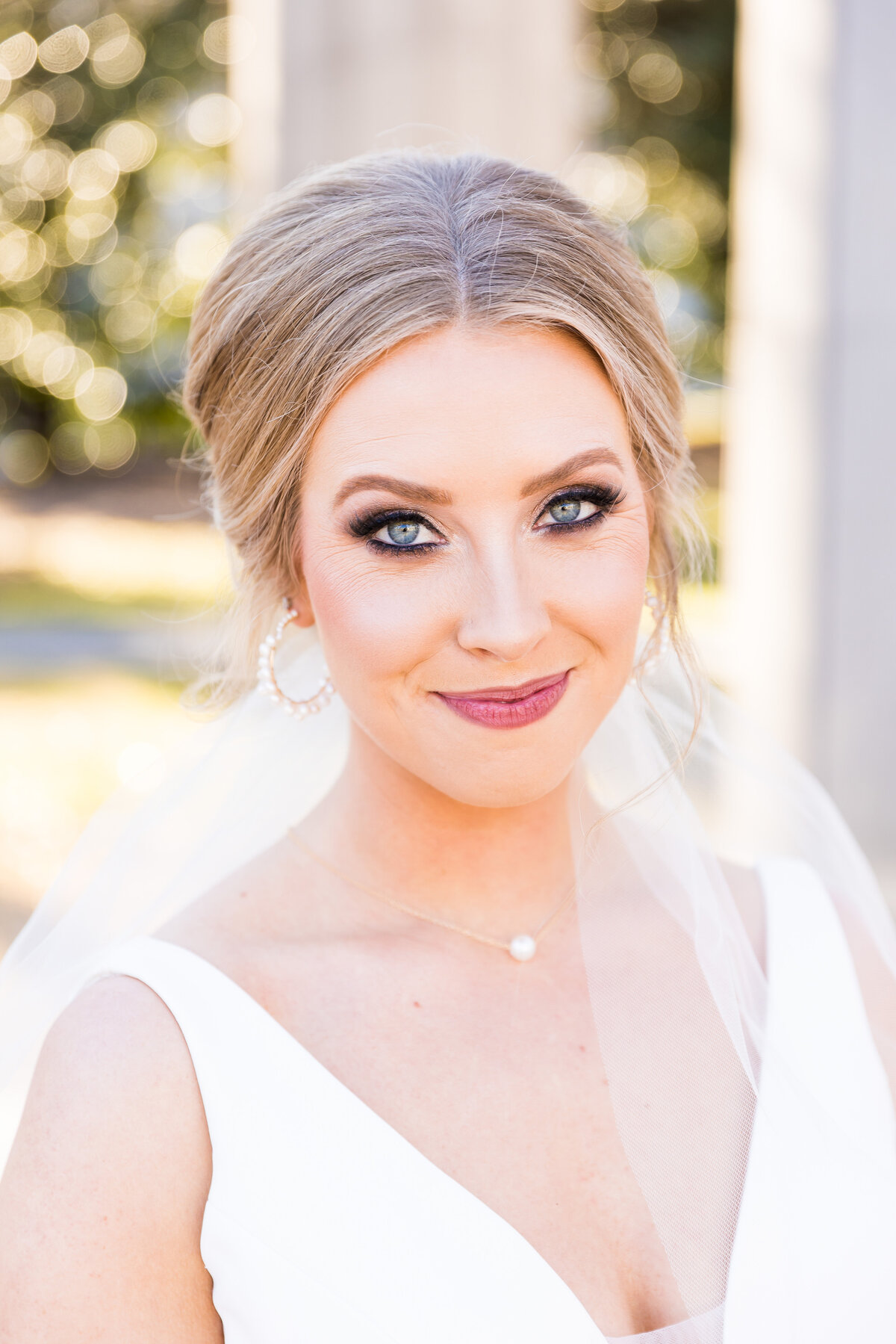 Bridal portrait at Tennessee State Museum