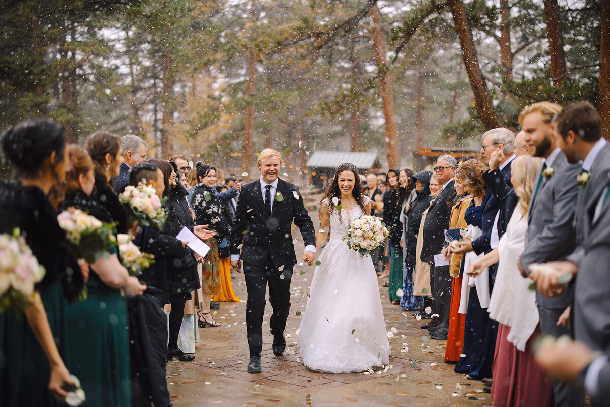 Della Terra Mountain Chateau Estes Park Colorado Rocky Mountain National Park RMNP Winter Wedding Photographer Denver Fort Collins Venue