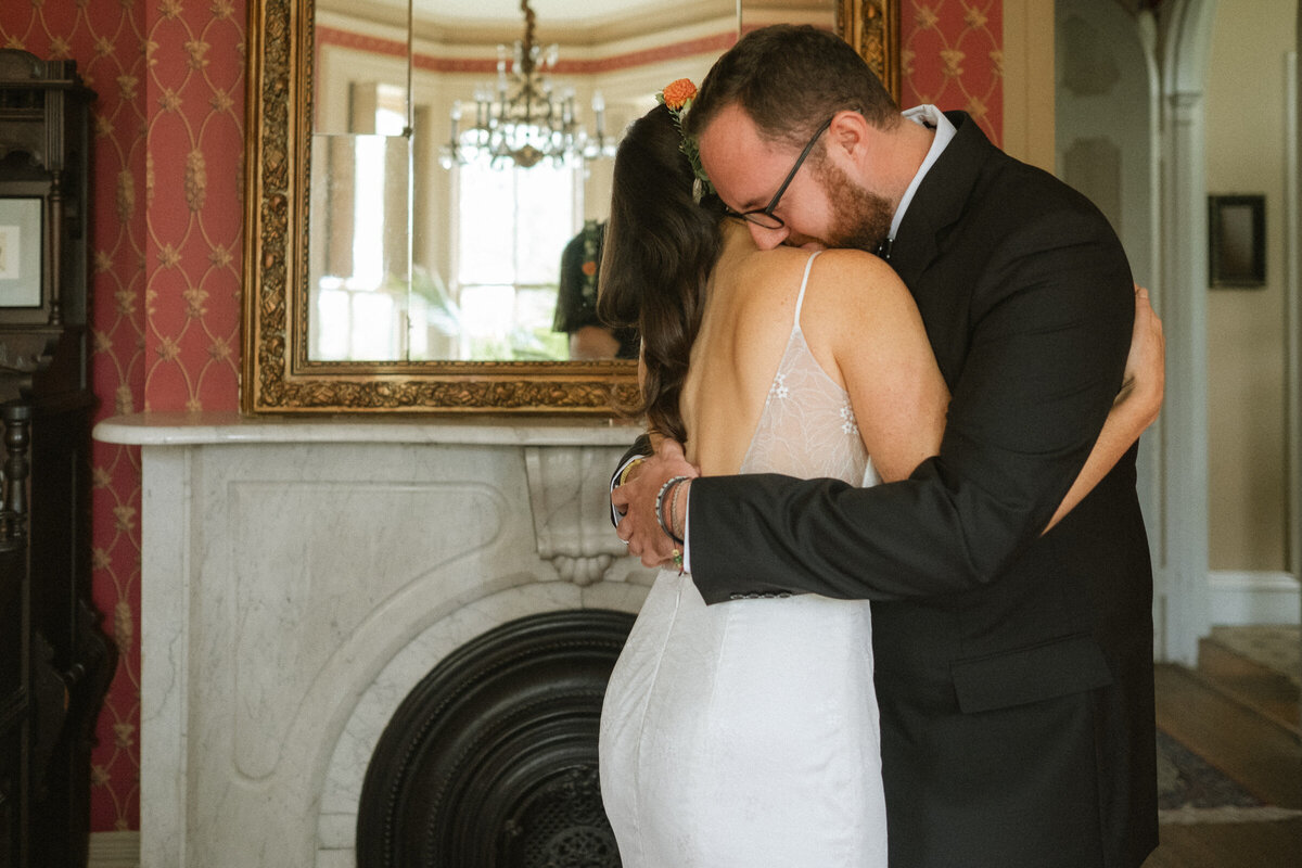 documentary photographer garden greenhouse wedding-28