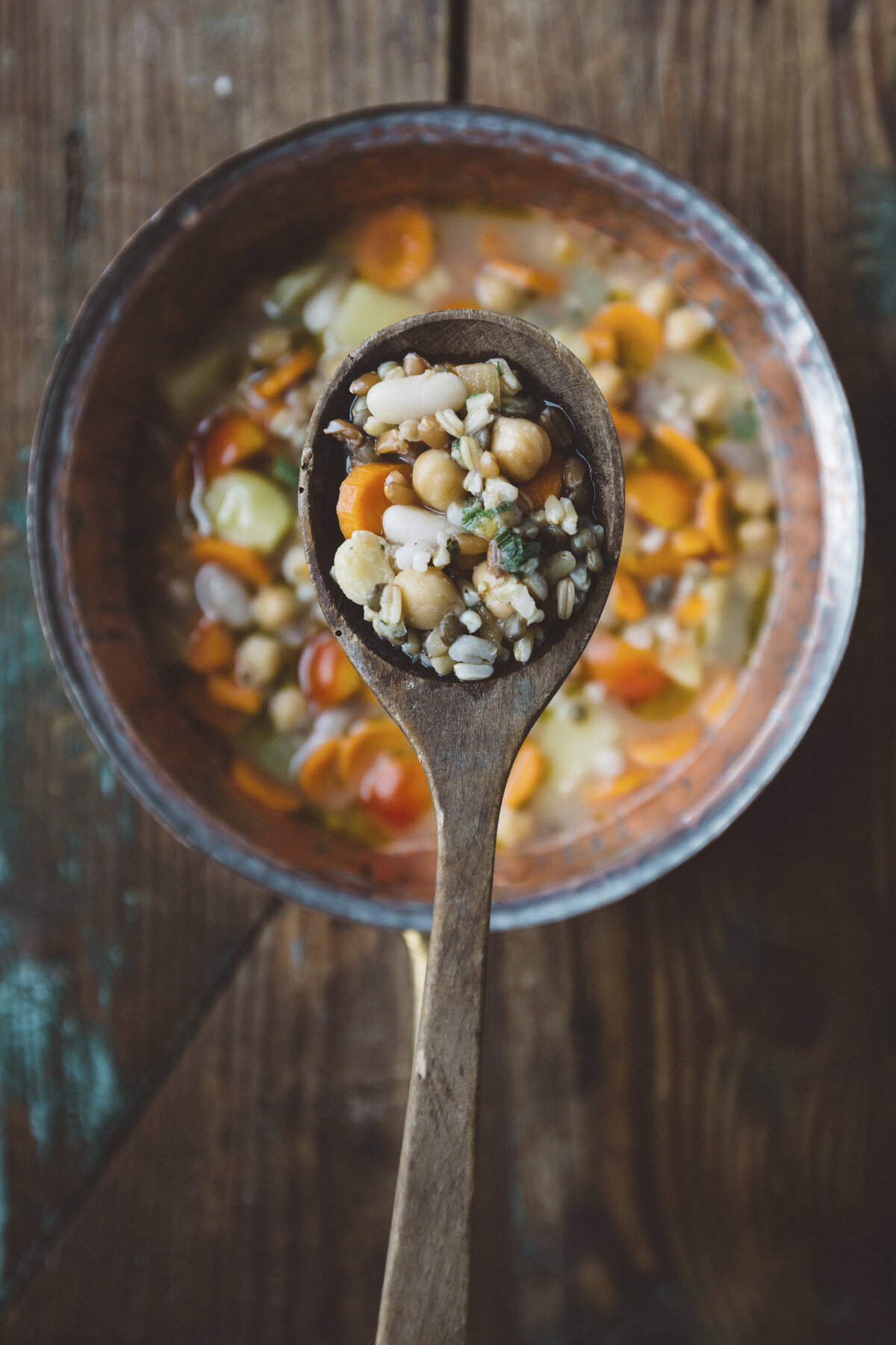 spoon-and-mediterranean-soup-2023-03-28-00-20-01-utc