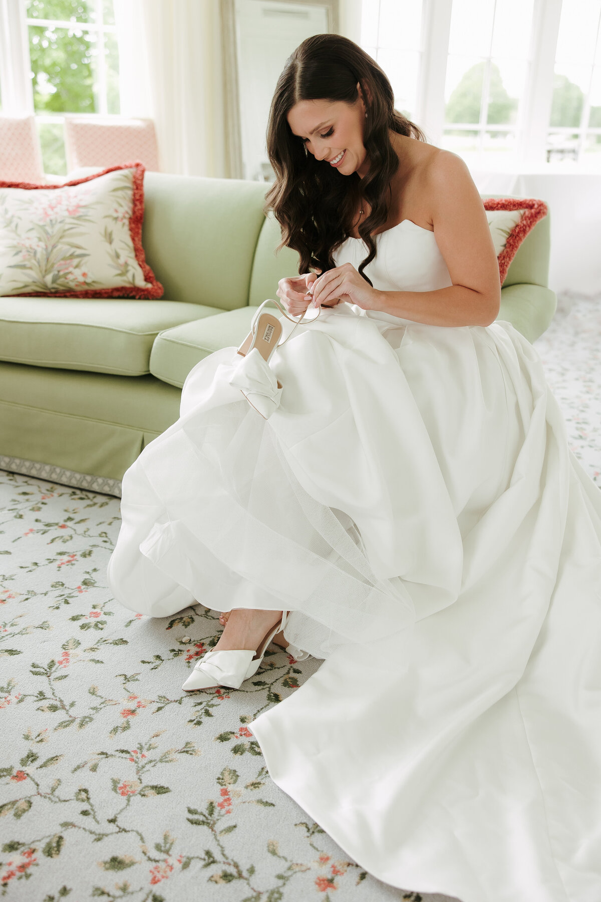 E&T- EmilyGettingReady -93
