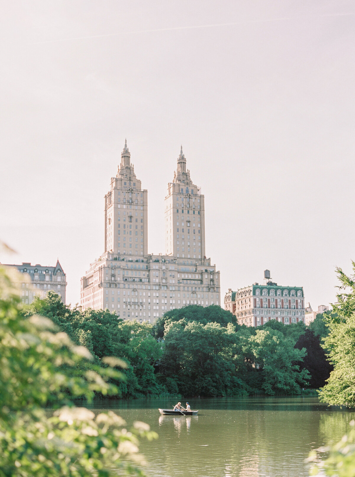 new-york-central-park-bow-bridge-engagement-photos-best-new-york-photographers-the-tenneys-02