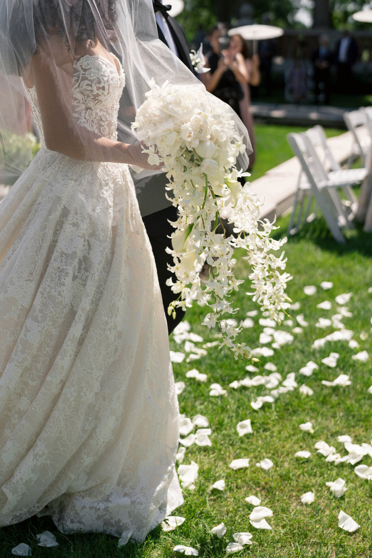 Berlez-Chicago-Wedding-Photographer-samantha-li-bridal-Eve-of-Milady-Armour-House-Editorial-63