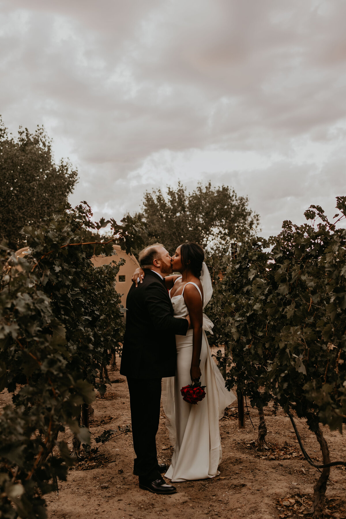 casa-perea-art-space-wedding-corrales-new-mexico-45