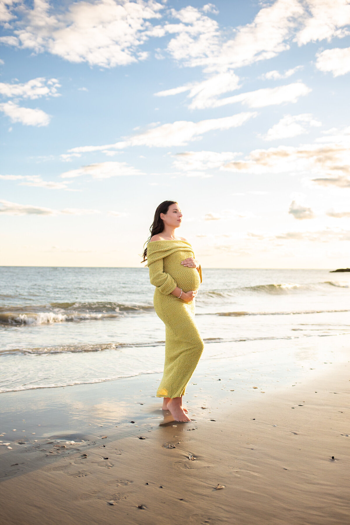 maternty-client-closet-oyster-bay-beach-photo-session