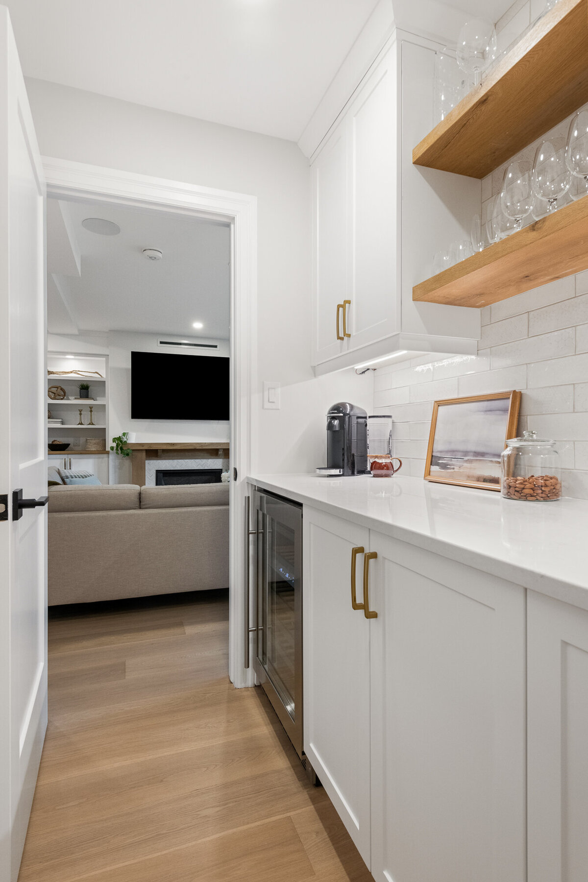 Final image of our ivory marble kitchen and interior design project.