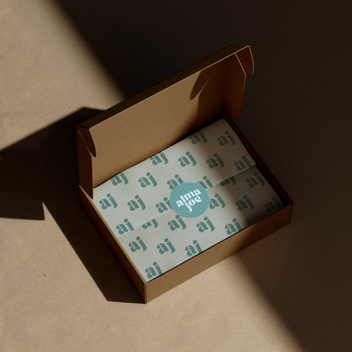 AlmaJoeBox