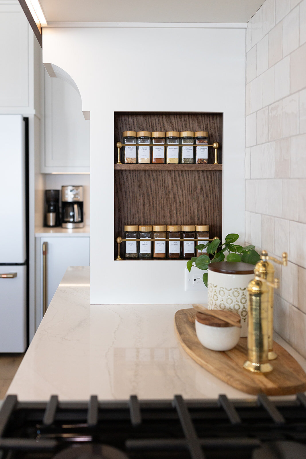 michele rosenboom design cozy colonial kitchen 5