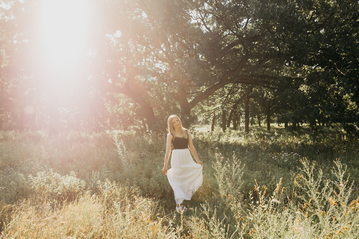 high school senior being photographer