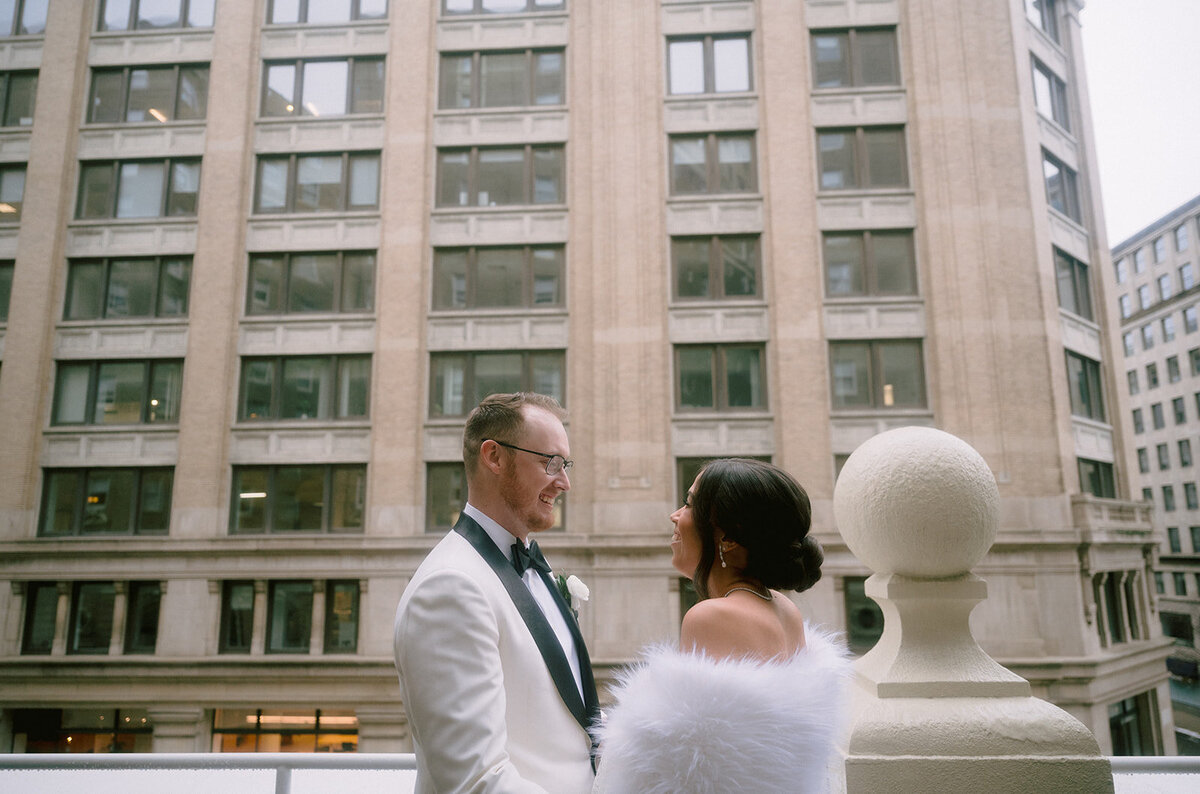 timeless-winter-wedding-portraits-at-boston-park-plaza