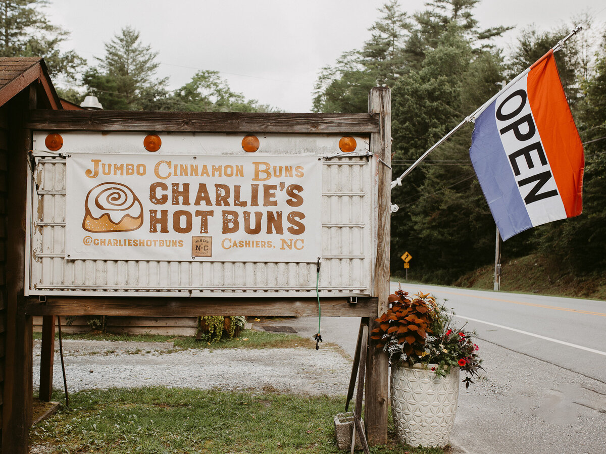 Charlie's Hot Buns Joyful State Creative Brand Photography9