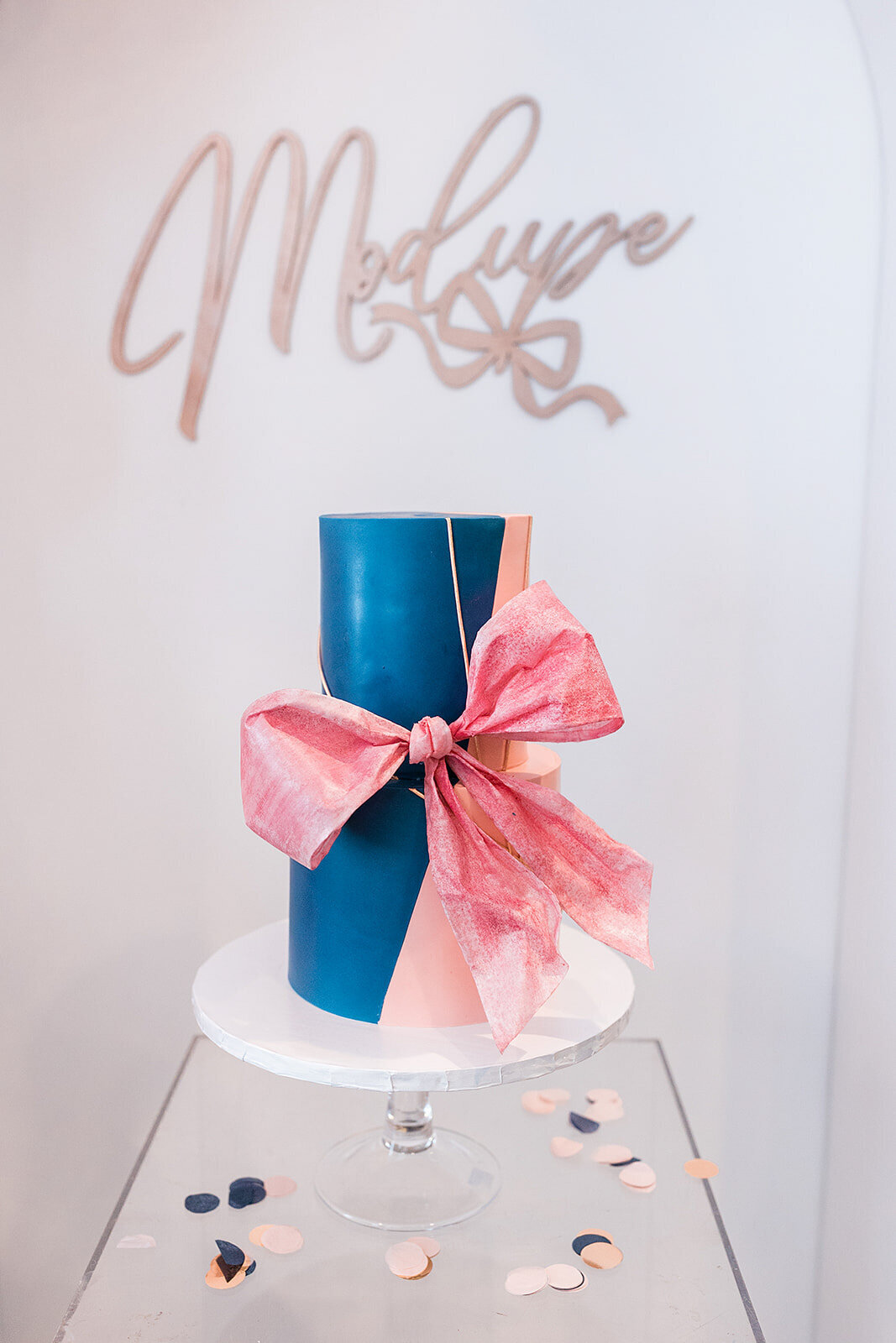 BOWS-KATE7683