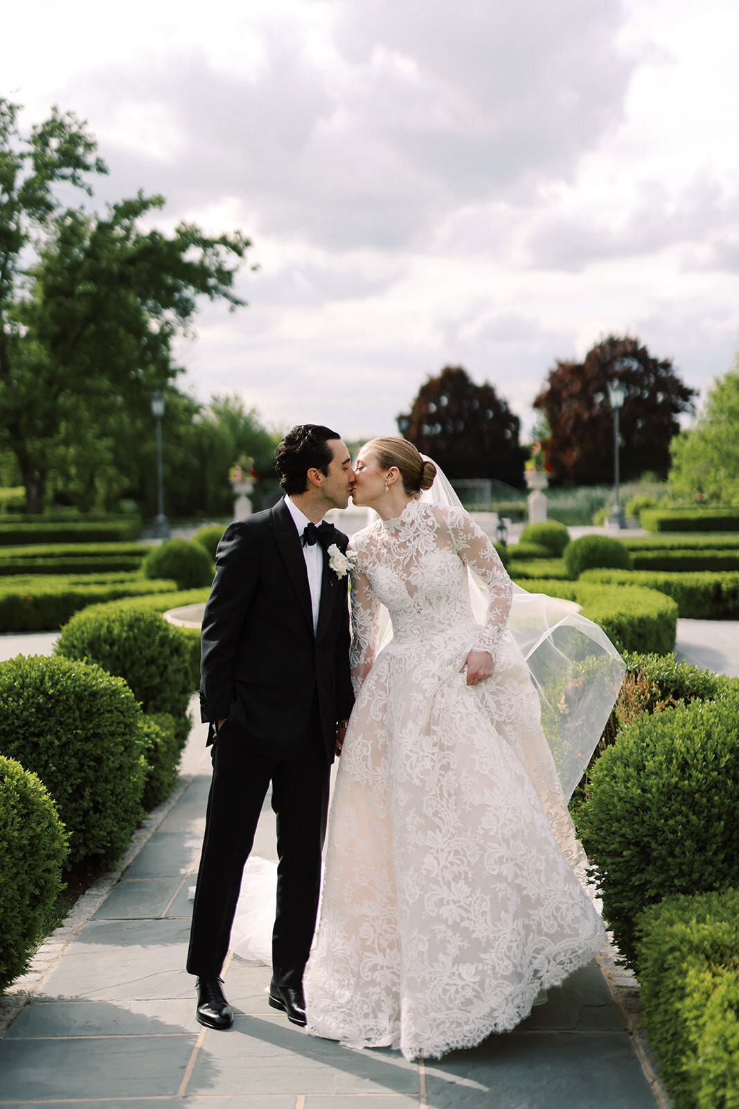 Elegant wedding photography at Park Chateau in New Jersey
