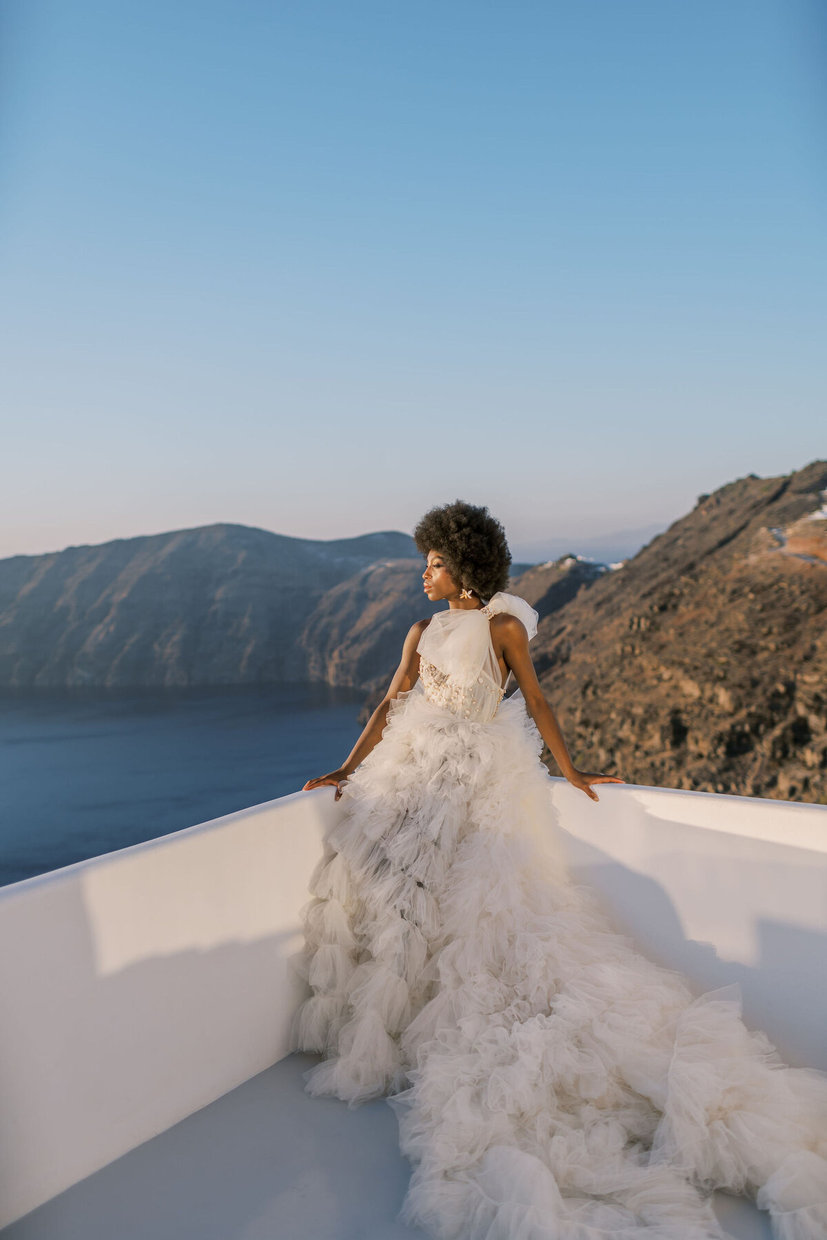 Greece Bridal Session Rocabella Santorini Millia London Gown Vicki Grafton Photography710