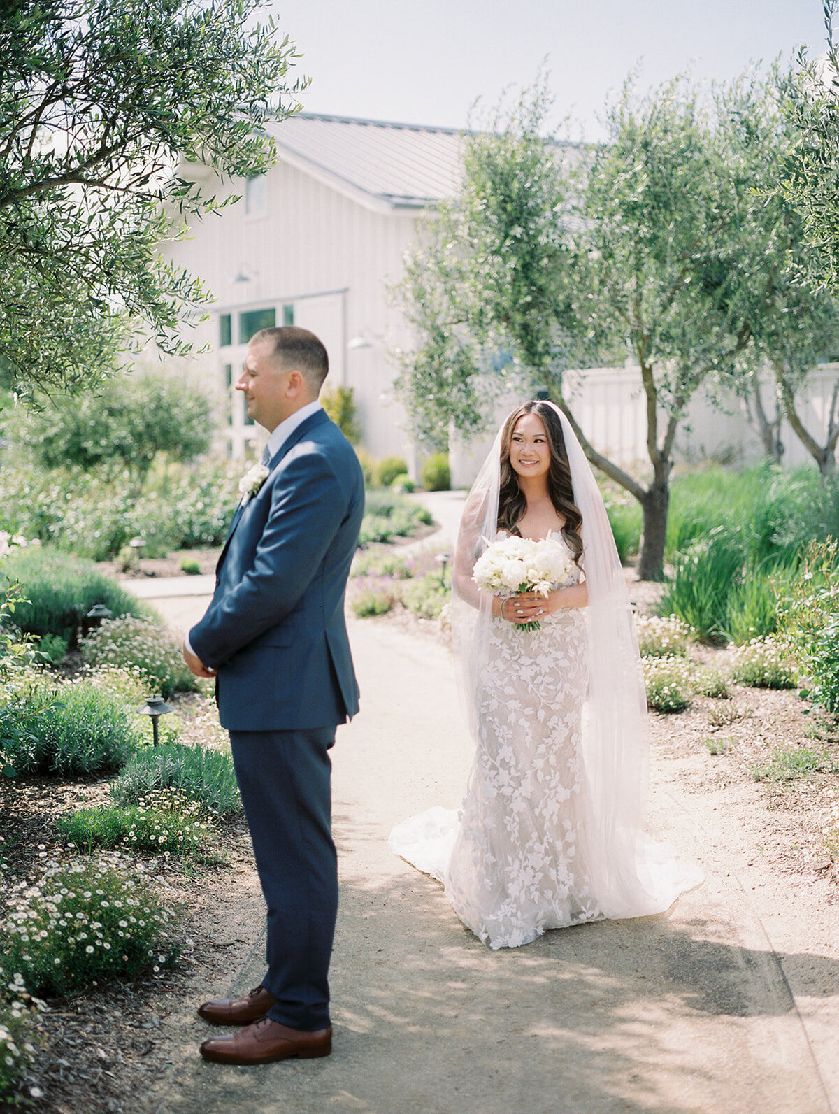 Luxury-Wedding-The-Barn-at-Harrow-Cellars-Sonoma-CA43