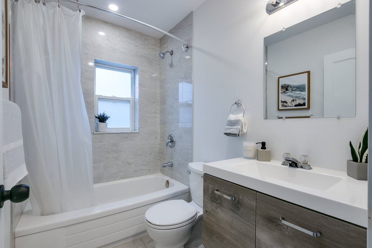 034_Bathroom