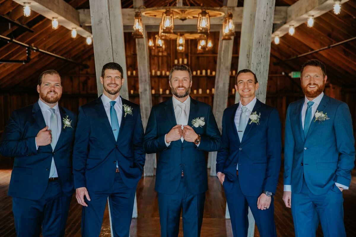 groomsmen