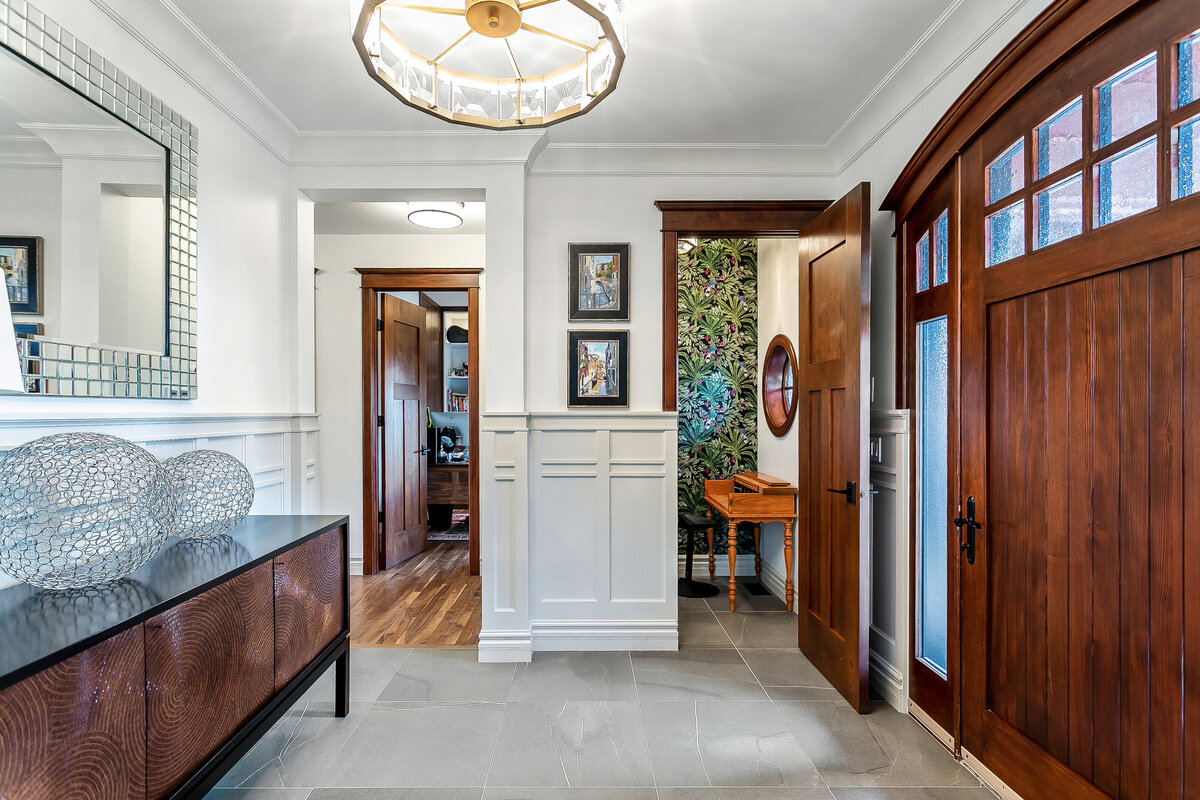4719 CHARLES DR-4676-HDR