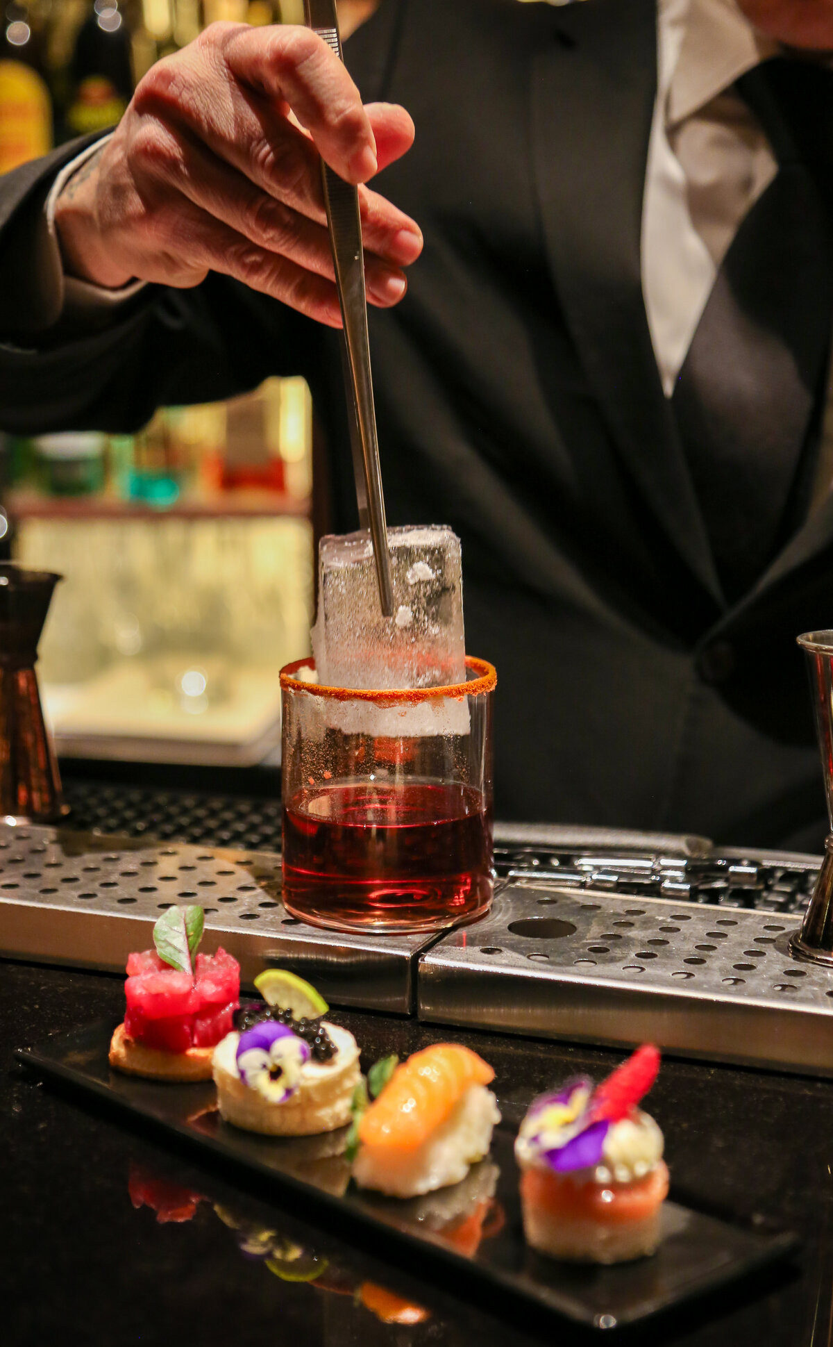 Waterstone - Hotel Hassler - Rome - Italy - Luxury Boutique Hotel - Cupido's Negroni Cocktail
