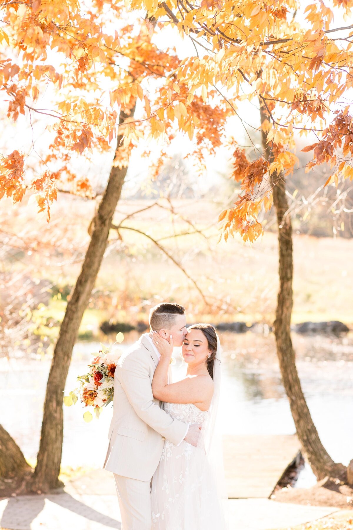 Kevin&Ashley_WeddingPreviews-67