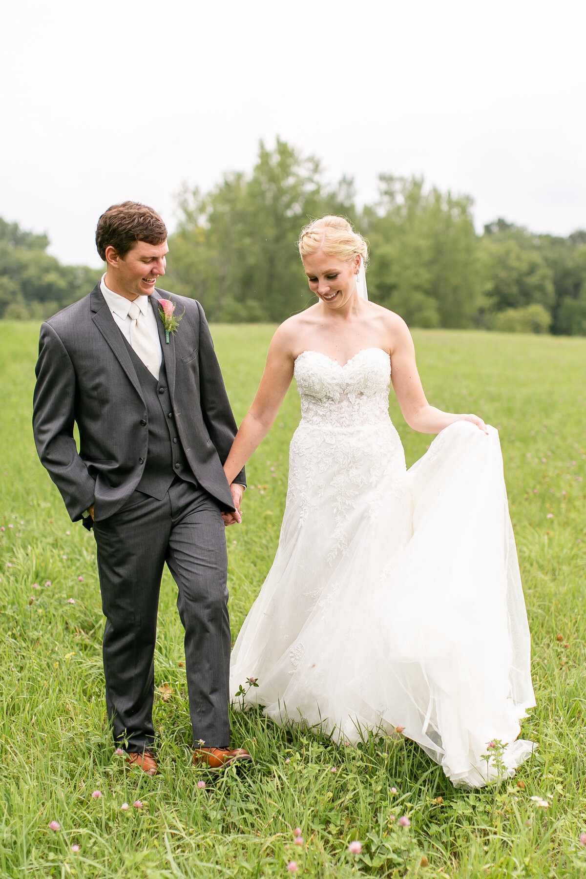 Abby-and-Brandon-Alexandria-MN-Wedding-Photography-MM-5