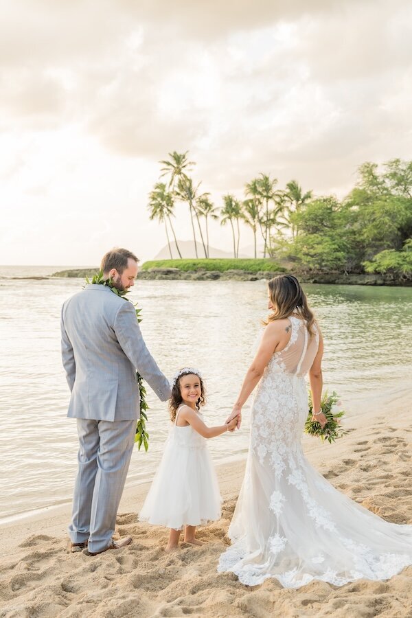 intimate vow renewal oahu small family
