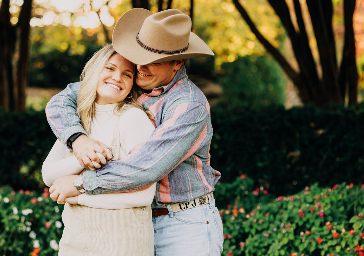 Centennial Park Engagement Session 32