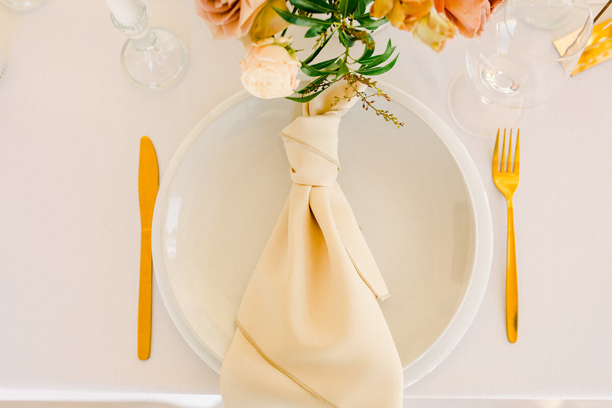 Paris White Loft Tablescape-6