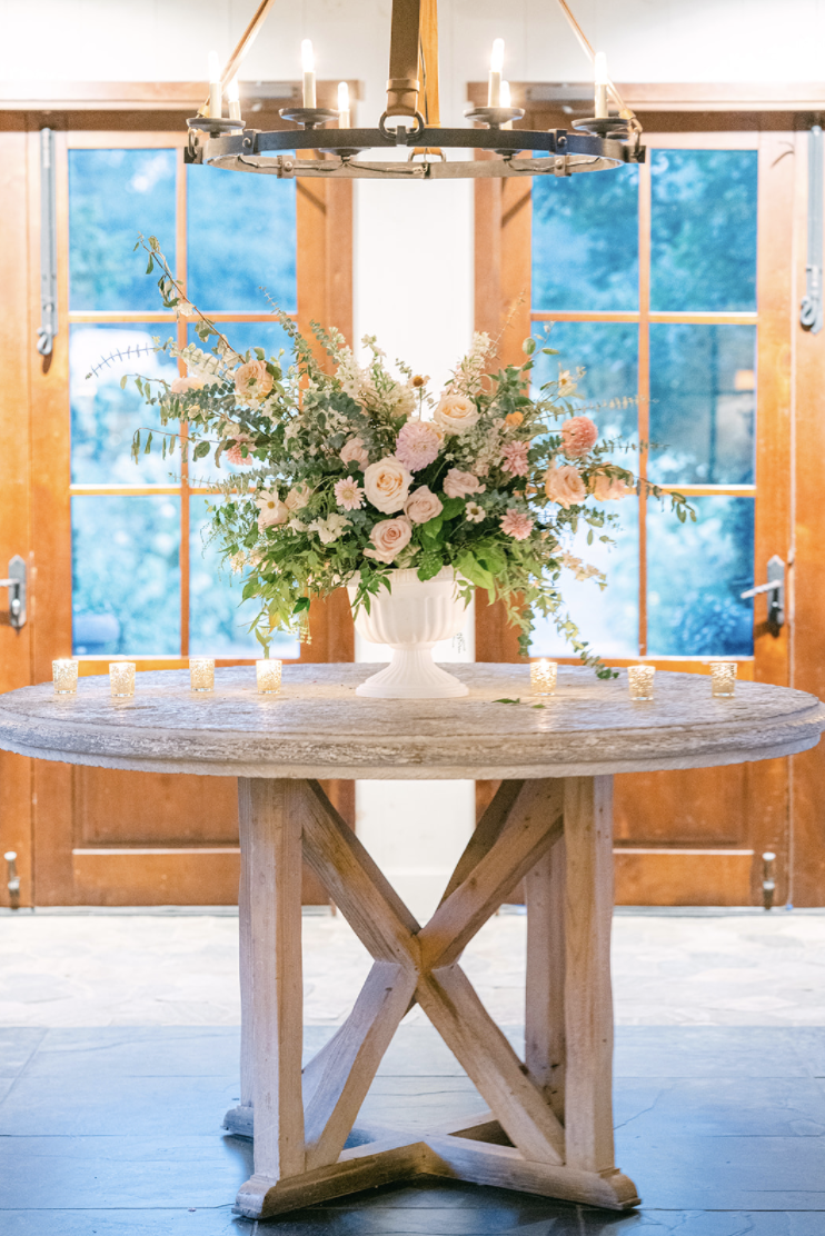 Pippin Hill Entryway Floral Arrangement