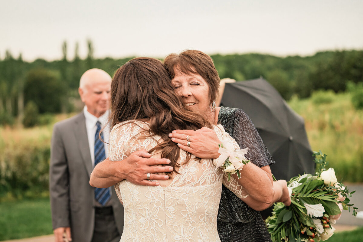 Chanhassen_Chaska_private_intimate_micro_wedding_ceremony_minnesota_mn_studiotwelve_52_2_130