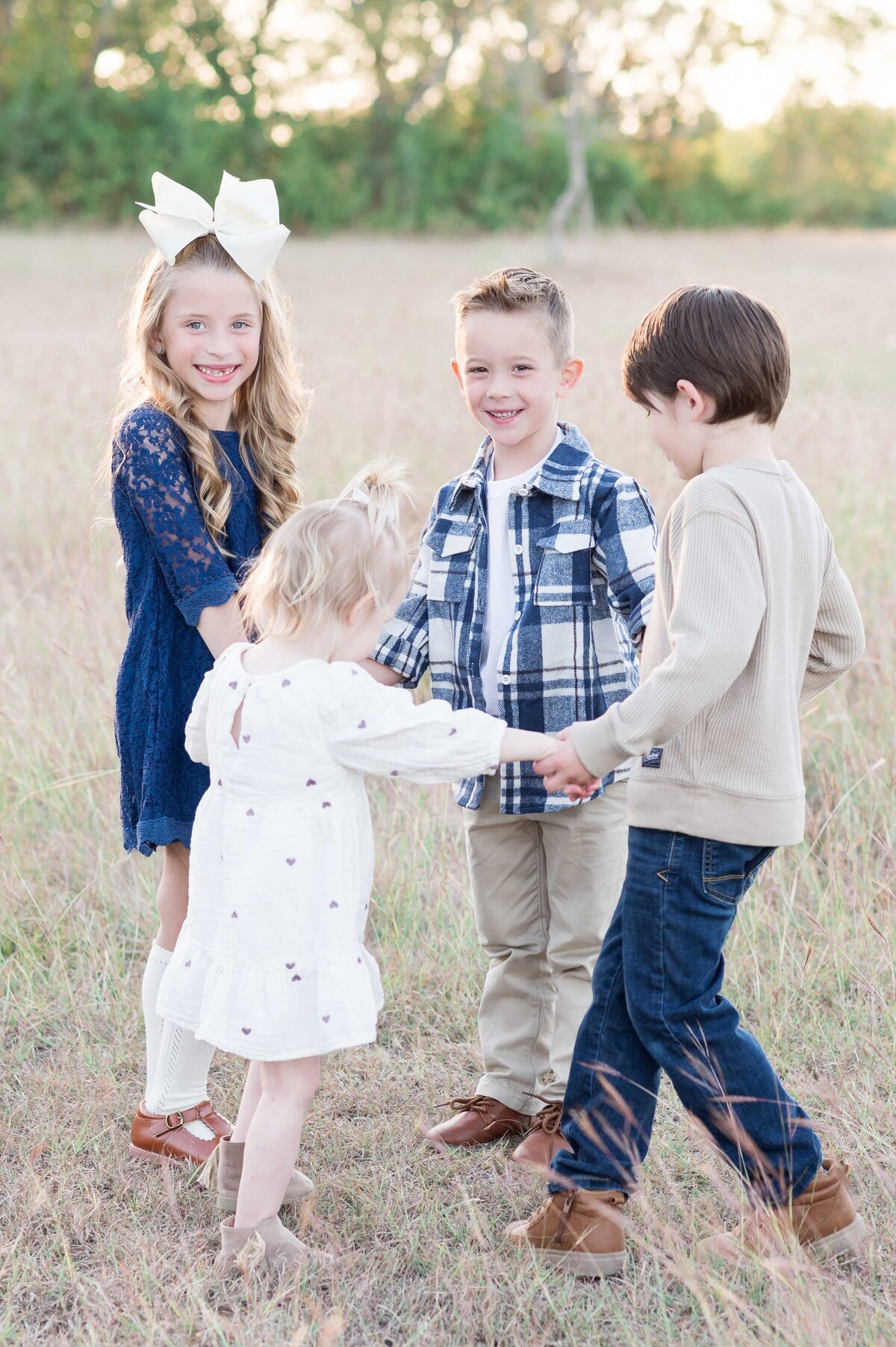 Outdoor Dallas Christmas Family Photos
