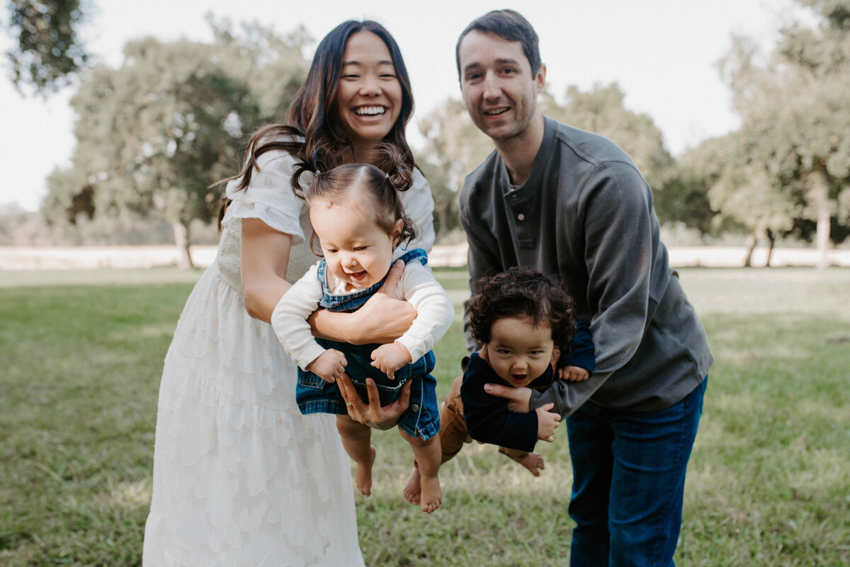 FoleyGongFamilyFall2023-176