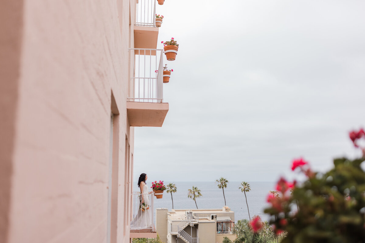 KM_La-Valencia-Hotel-La-Jolla-Wedding-Photography-50
