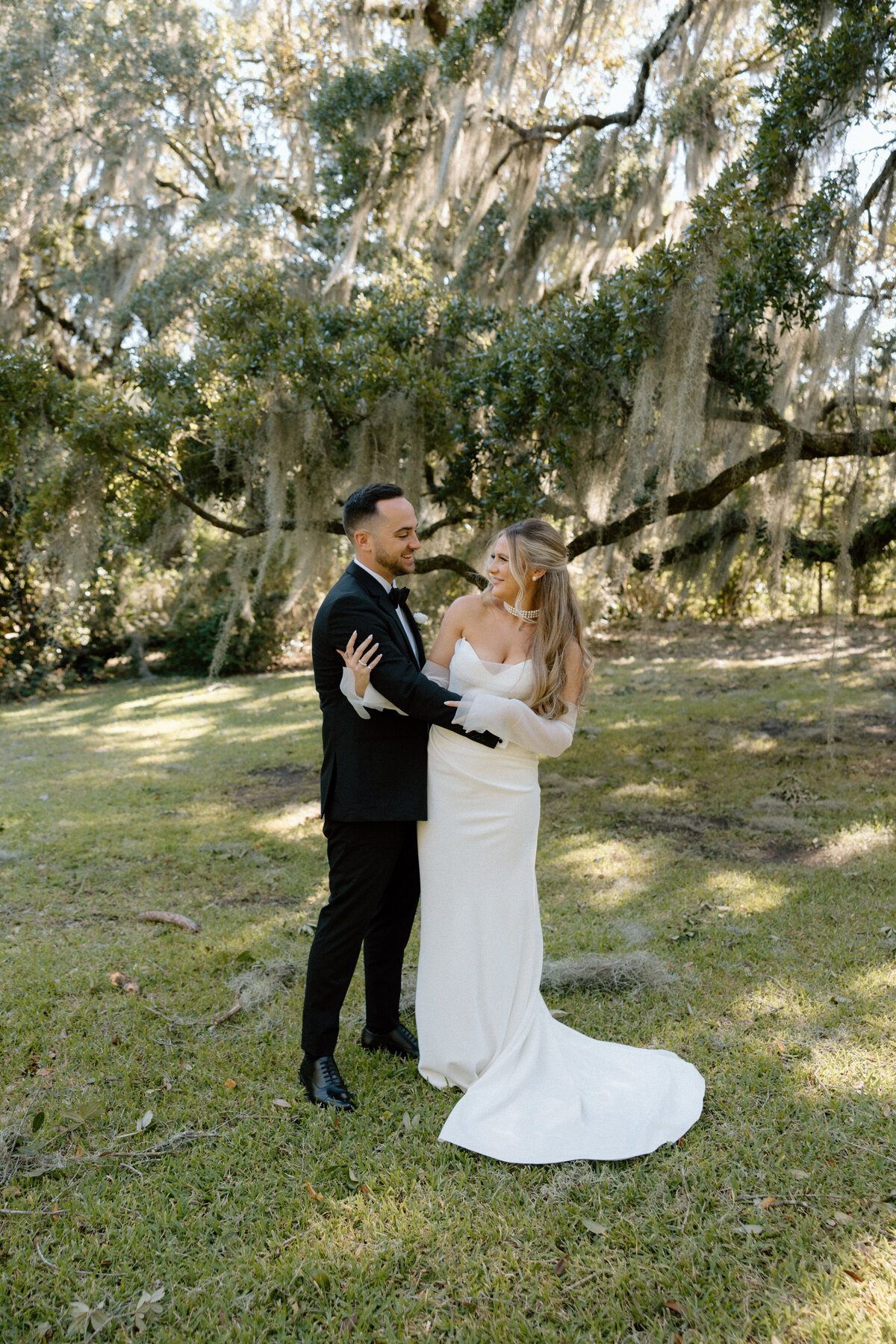 Timeless-Charleston-Tent-Garden-Party-Wedding-PC7A1033