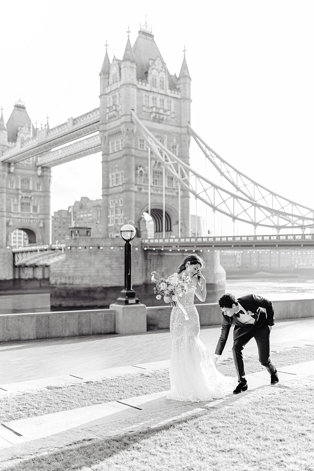 MorganeBallPhotography-Wedding-London-SparklingMoments-01-TowerBridge-38-_websize