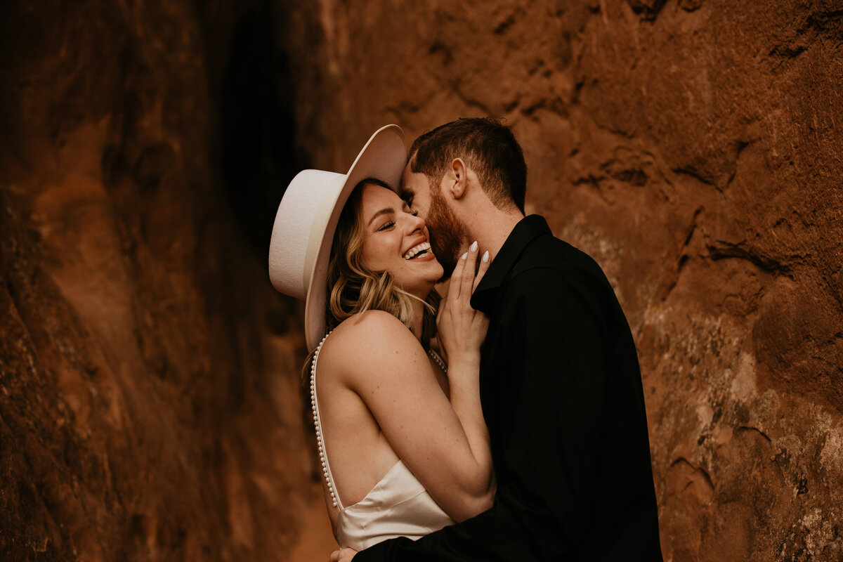 Arches-National-Park-Moab-Utah-engagement-photos-35