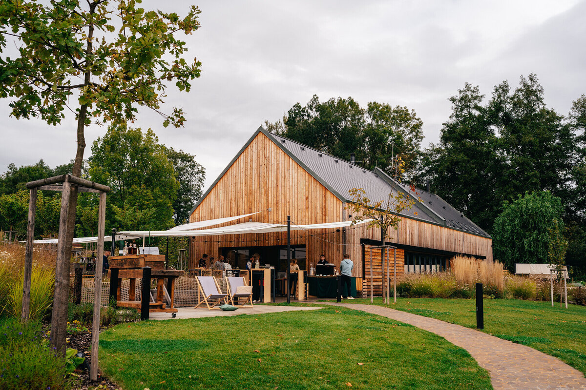 svatba držovická stodola_2