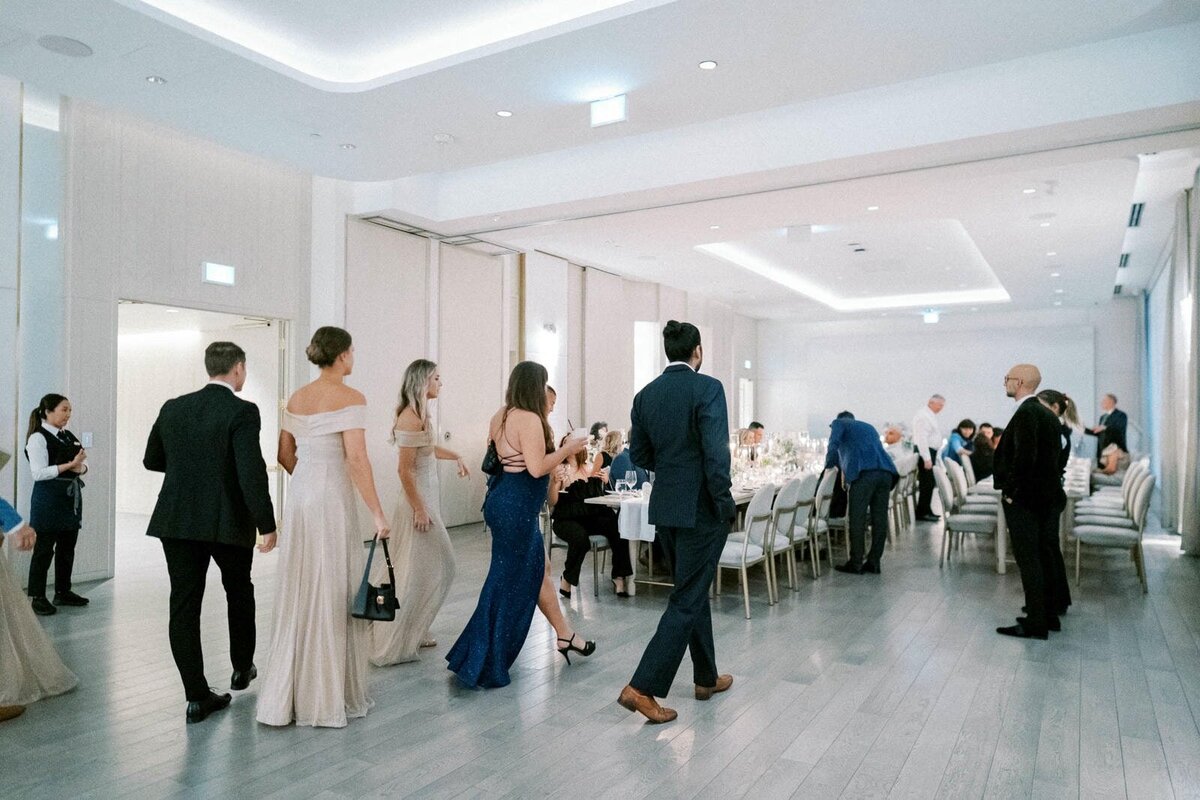 W9-Wedding-Photos-The-Pearle-Burlington-Lake-Ontario-Stephen-and-Oksana-2024-09-29-2500px-1205