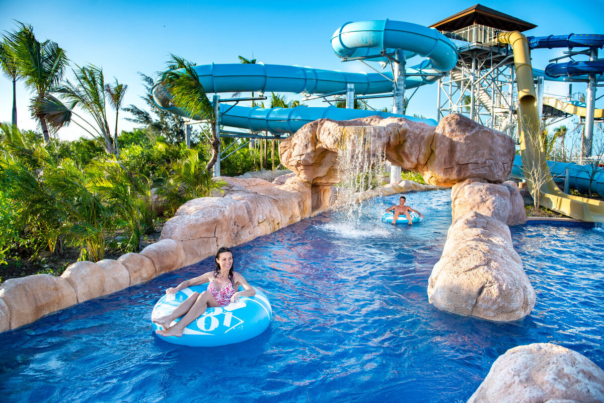 Hyatt-Ziva-Cap-Cana-Waterpark-Couple-1