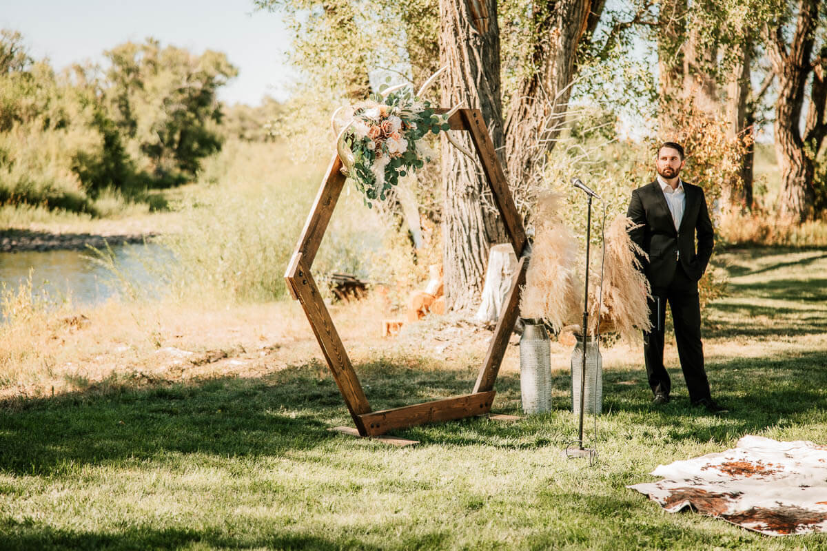 wyoming-wedding-venue-elk-hollow-lodge-saratoga-anderson_8