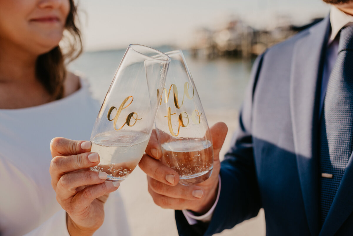mariah-lacy-photo-isla-del-sol-yacht-club-elope-in-tampa-chantilly-chic-planners-6