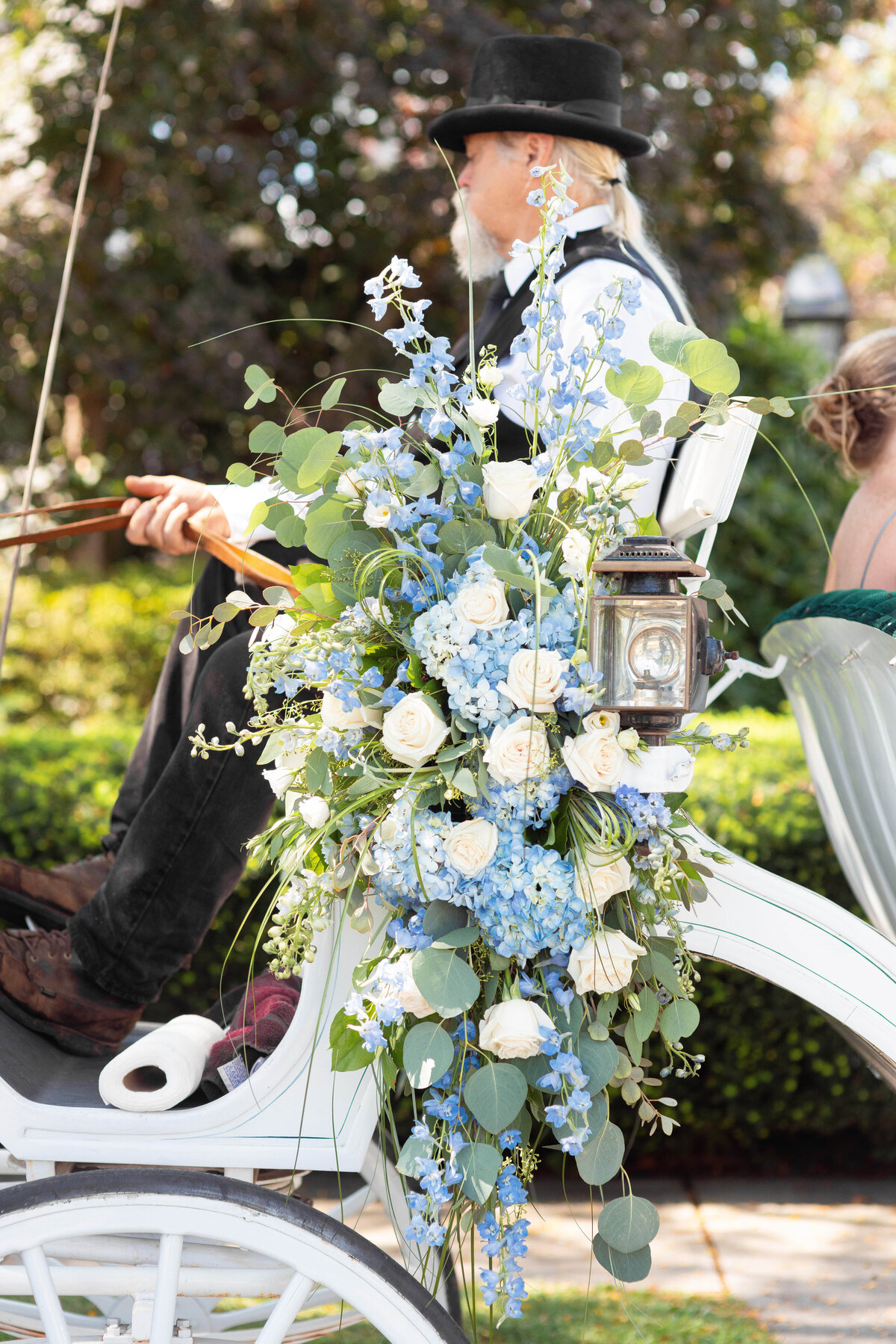 carriage-flowers-mystic-wedding