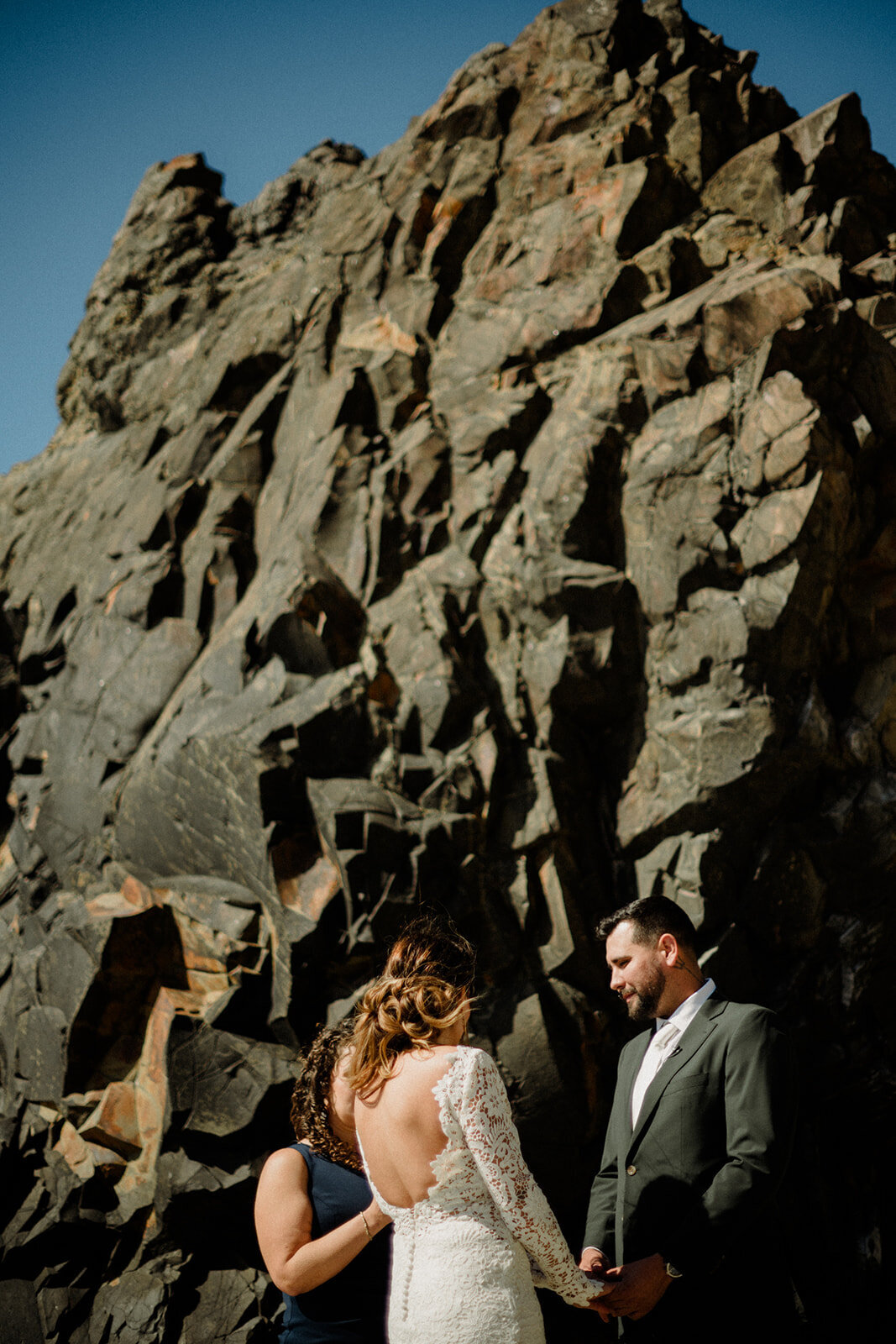 196 Cannon Beach Elopement Photographer_Wedding at Cannon Beach_Hug Point Elopement_Erica & Nate-1180_websize