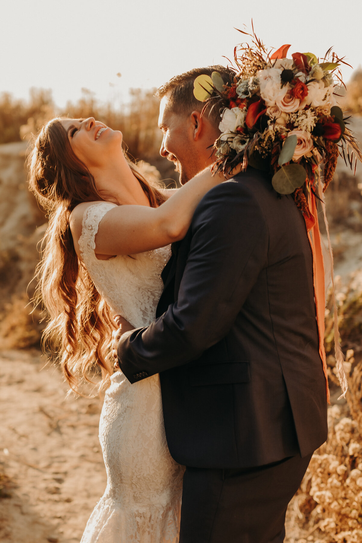 orange-county-romantic-golden-hour-wedding-portraits-30