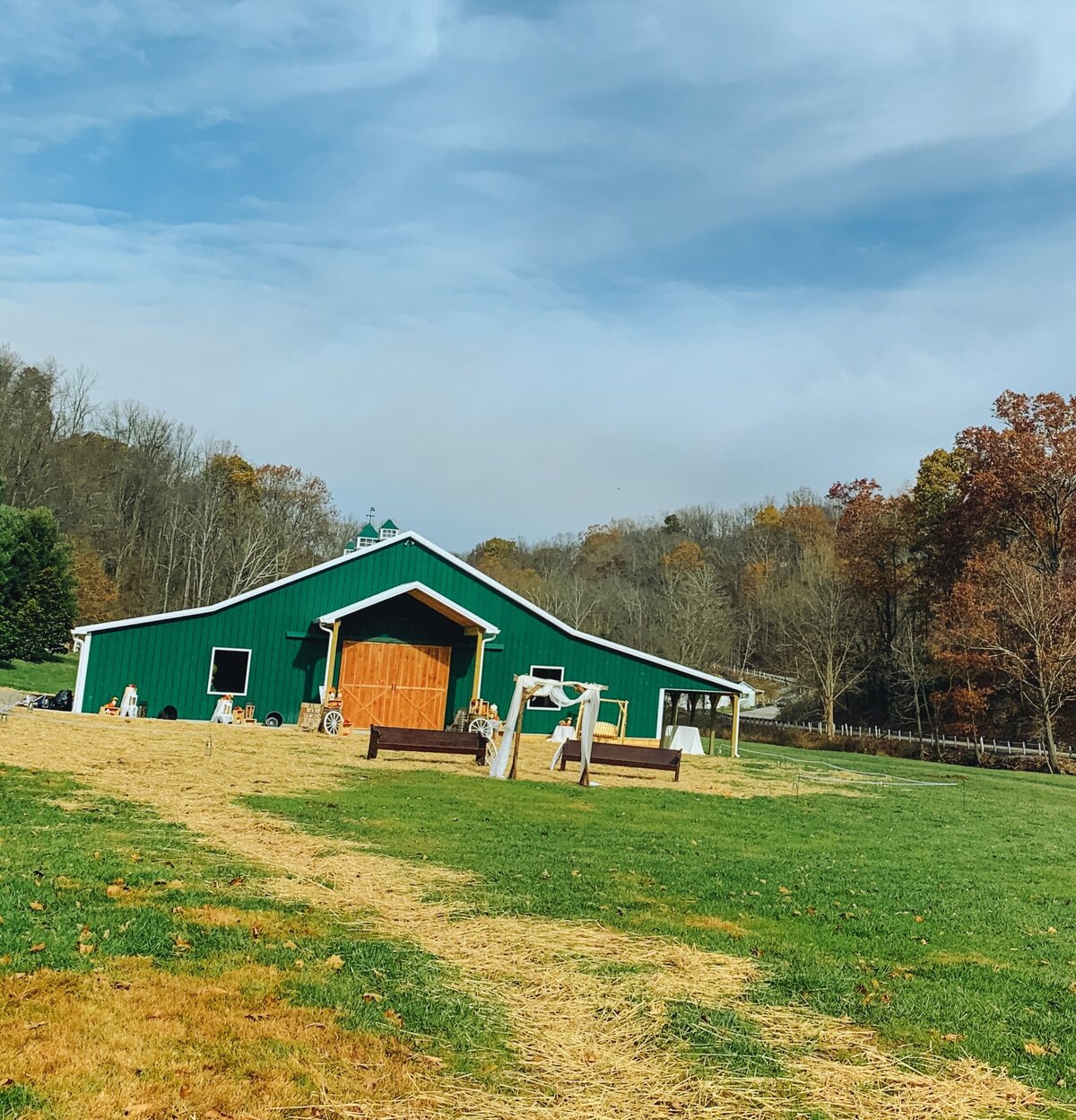 Almost Heaven Barn Weddings & Events