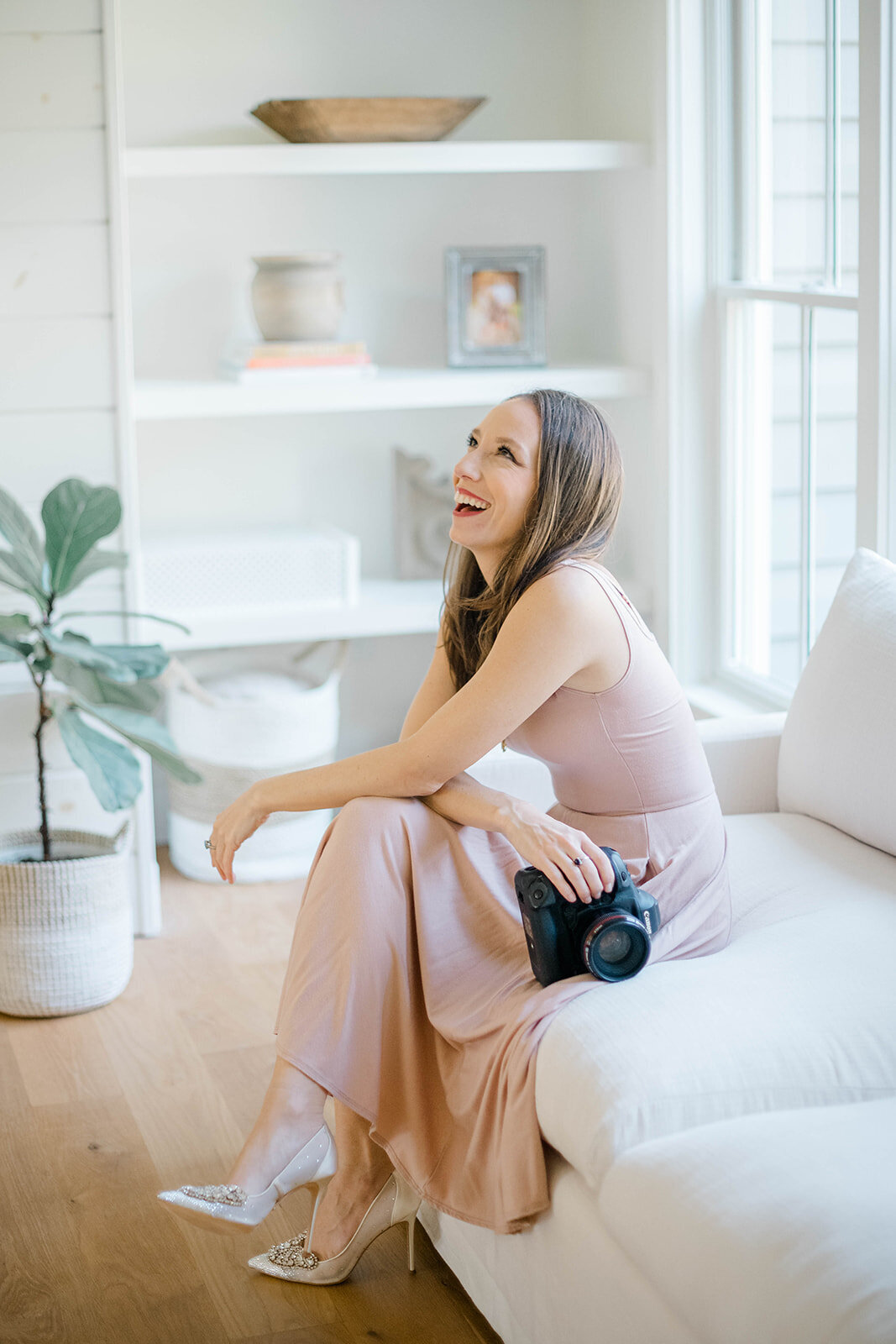 morgan_taylor_artistry_philadelphia_new_jersey_new_york_wedding_engagement_photographer_photography_fine_art_light_airy_romantic_dreamy_couples40