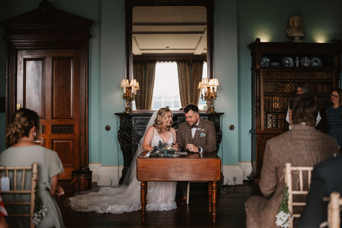 Wedding Photography in Prestwold Hall, Leicestershire_K+J-487-1